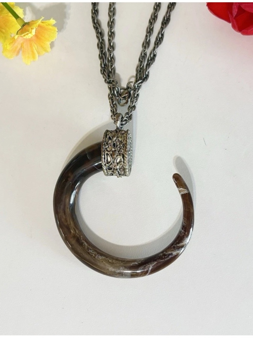 Vintage Carved Semi-Precious Stone Tusk Horn/Claw Pendant Necklace-Ethnic Tribal